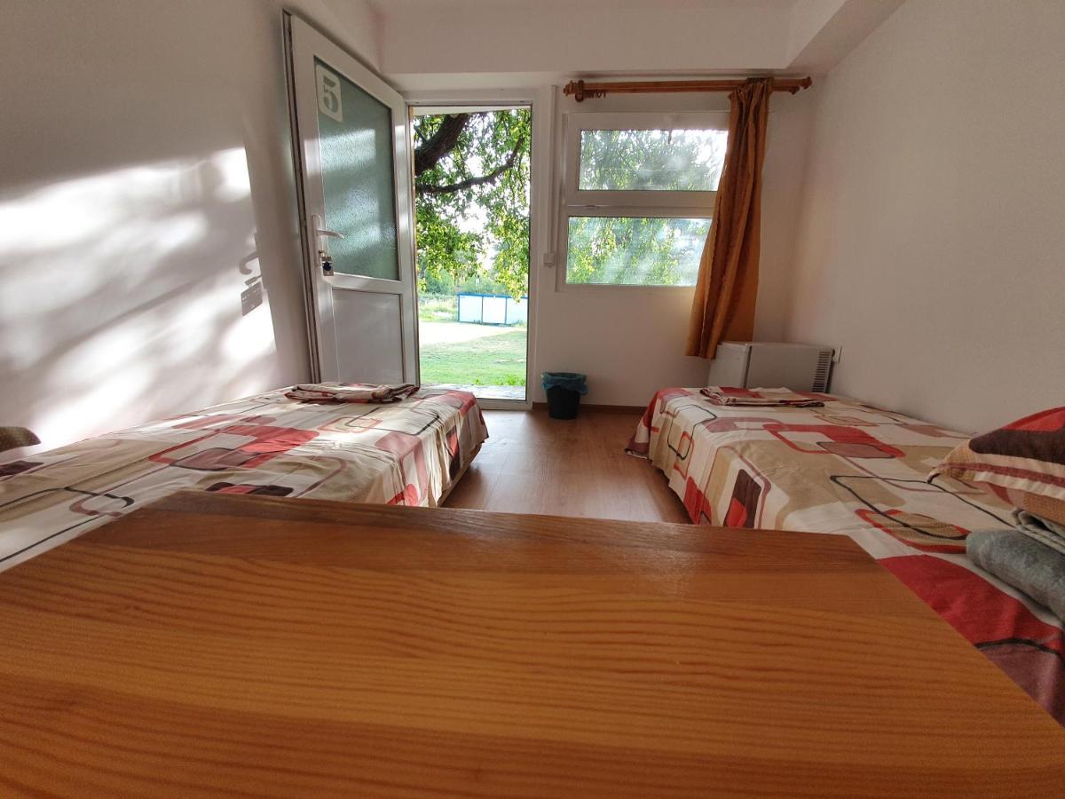 Camping Saint George Topola Esterno foto